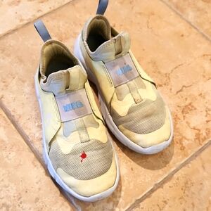 Nike yellow 2.5 sneakers